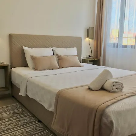 Amigo Apart Aparthotel