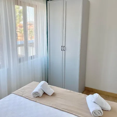 Aparthotel Amigo Apart *
