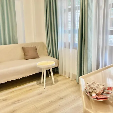 Amigo Apart Aparthotel